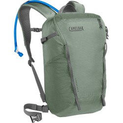 CamelBak Cloud Walker 18 Pack in Matte Green